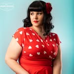 The Powderpuff Room (Vicky)