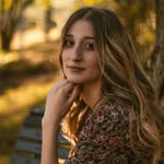 𝐒𝐢𝐦𝐨𝐧𝐞 𝐑𝐚𝐟𝐚𝐞𝐥𝐚 | 𝐓𝐫𝐚𝐯𝐞𝐥 & 𝐋𝐢𝐟𝐞𝐬𝐭𝐲𝐥𝐞