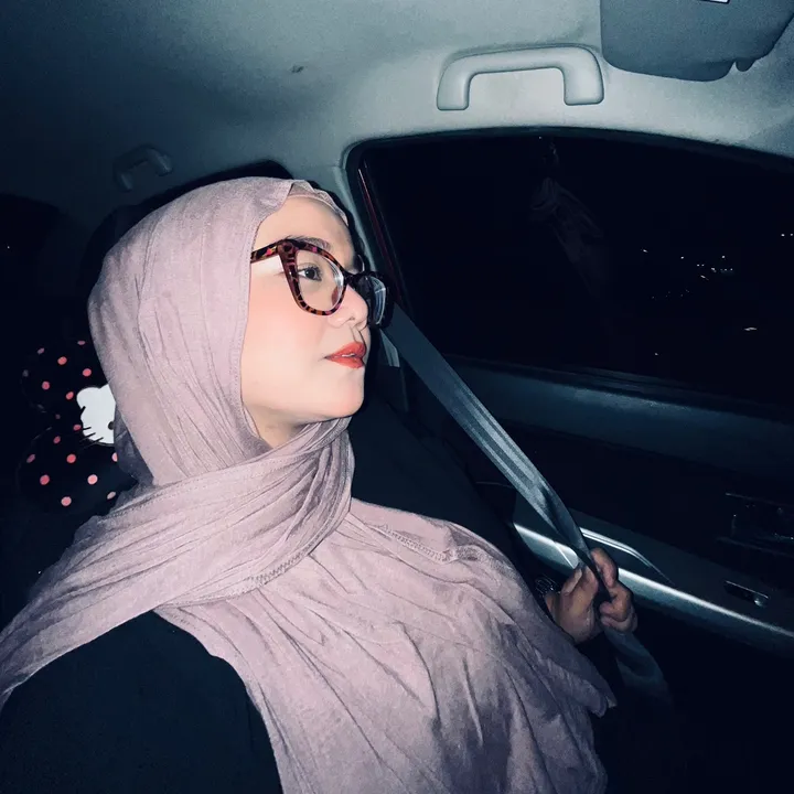 Jiha Ismail ˚ ༘♡ ⋆｡˚