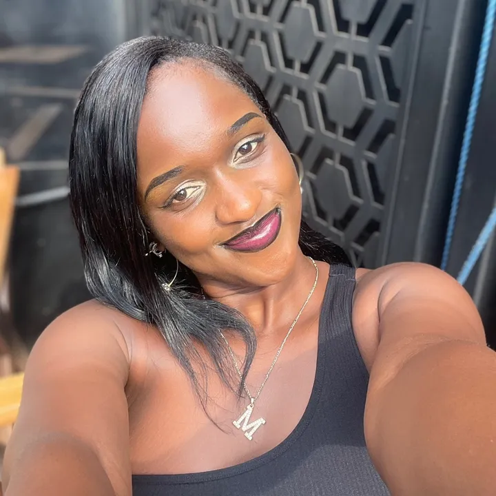 Mercie Victoria Vrinze