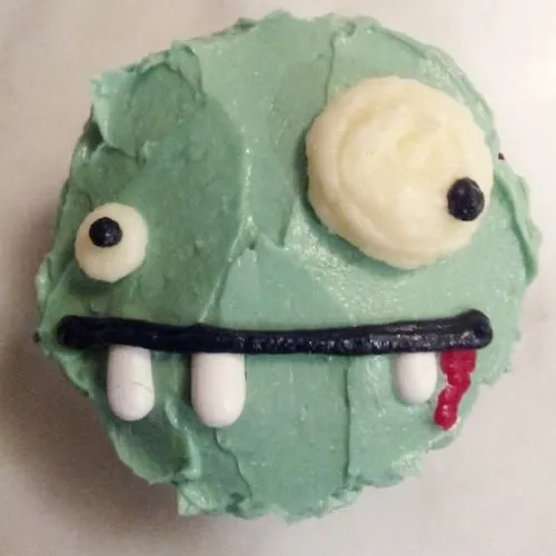 Tori ⛧🧟‍♂️