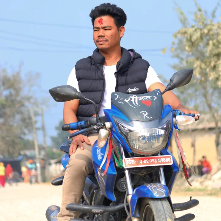 रँजित