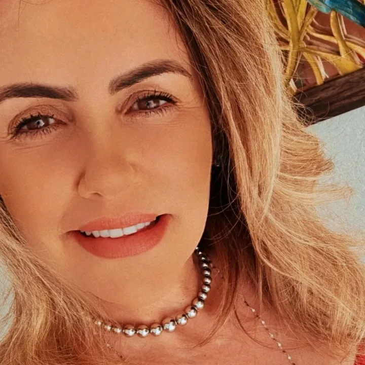 Leila Campanha Si828
