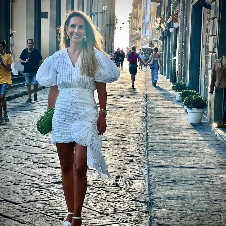 Nadeen Shahin-Fashion stylist