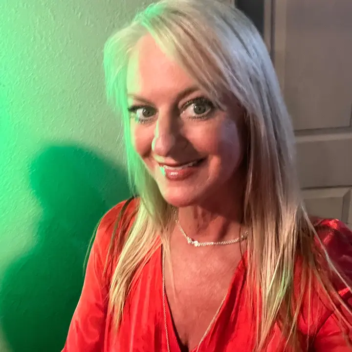 Suzanne Pennington