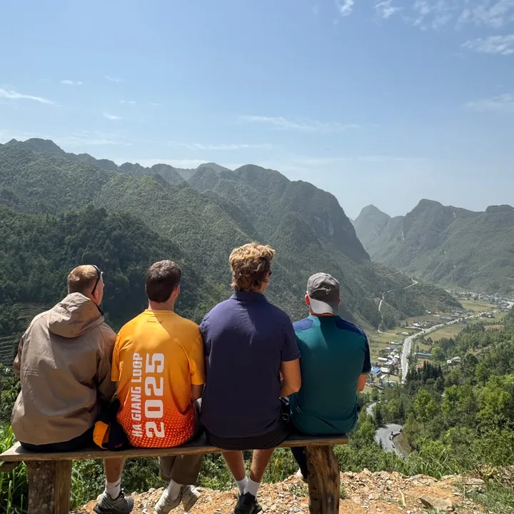 Quý-Jasmine Tours