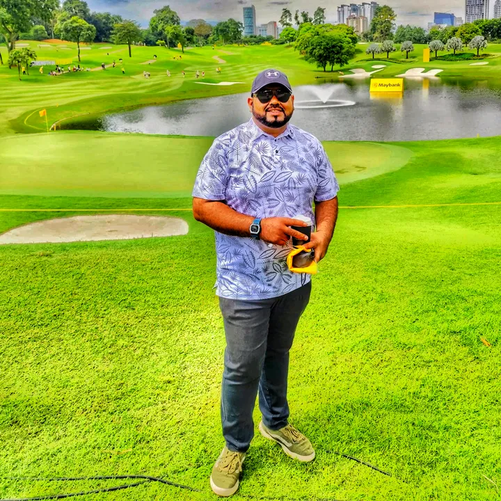 OlieSwingAgainGolf
