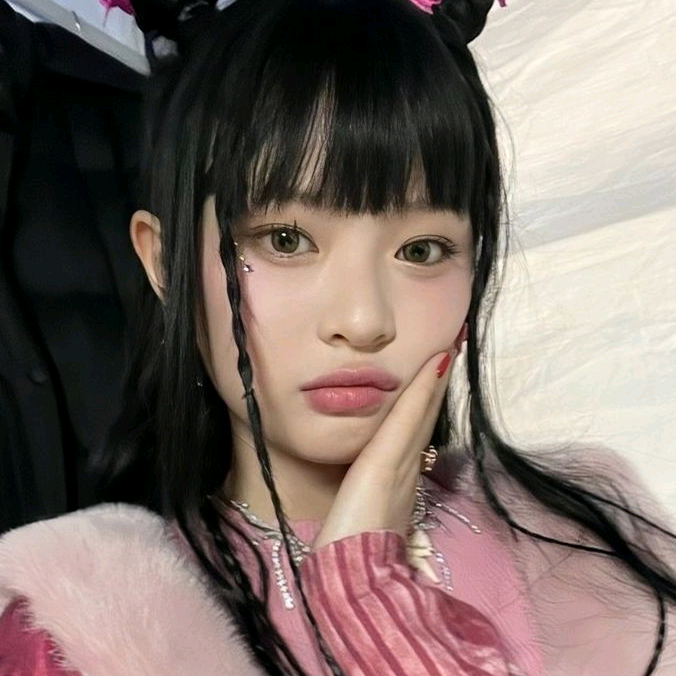 ⊹˙˚zusia⊹˙˚ 🤓☝