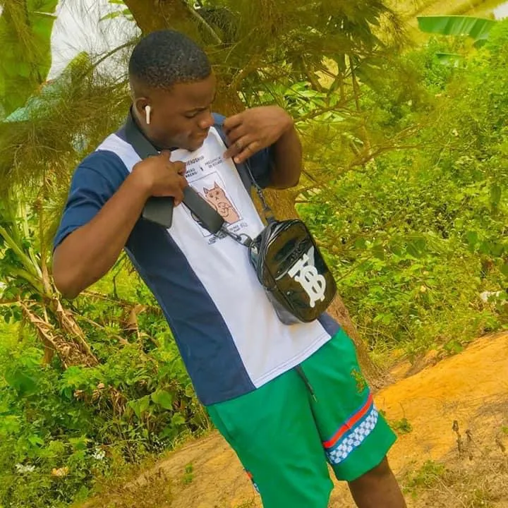 AKANBI OGO☀️