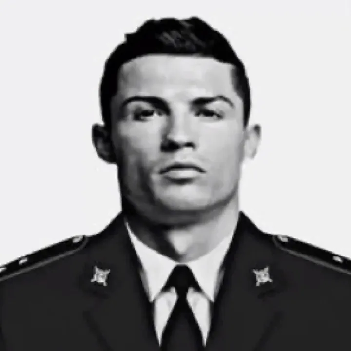 MG._CR7