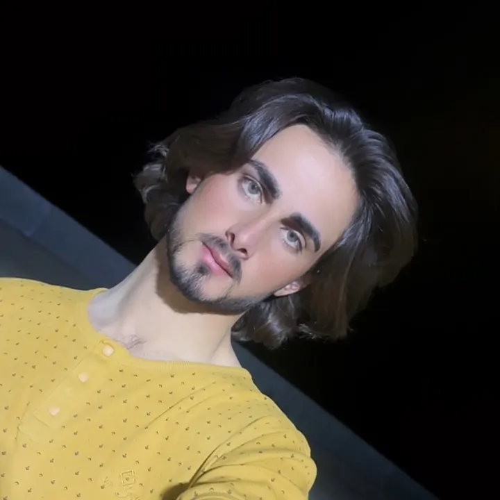 Shahzaib Ali  🚬