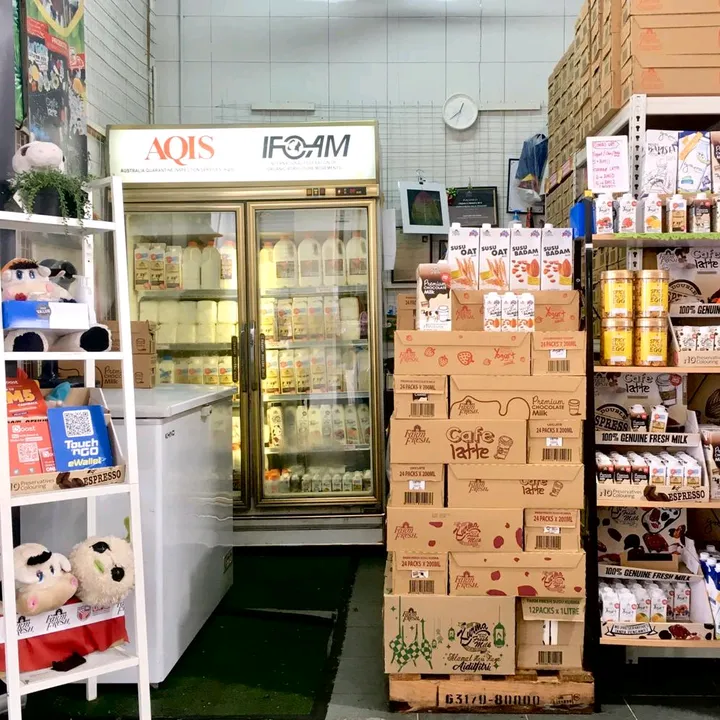 CT convenience shop