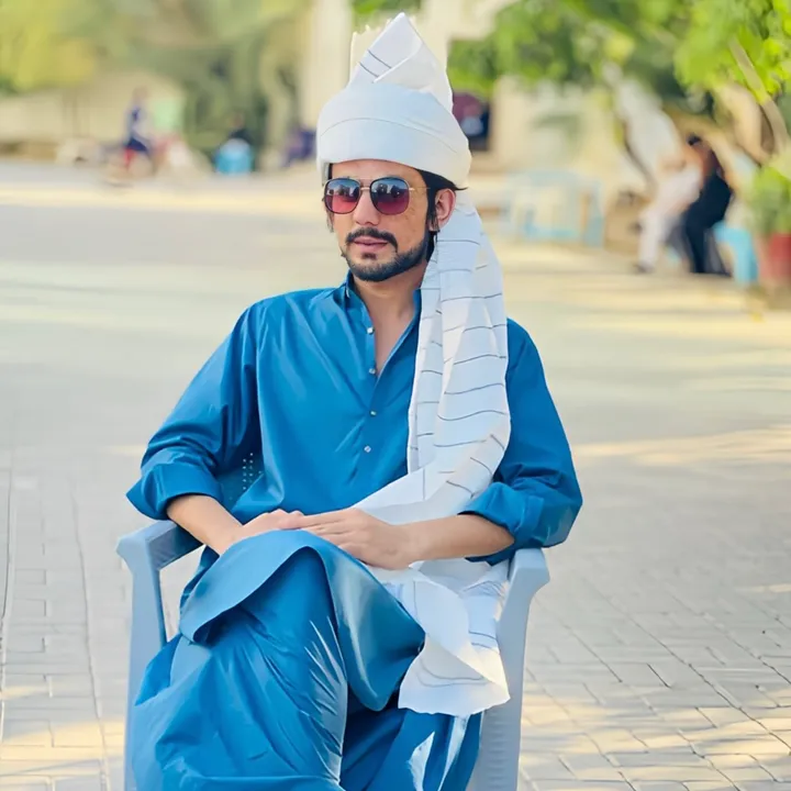 مزمل  چاچڑ 👑🔱