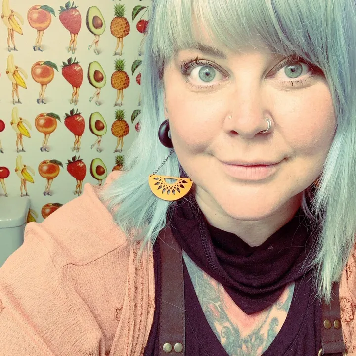 nikkiandtheirishlyons