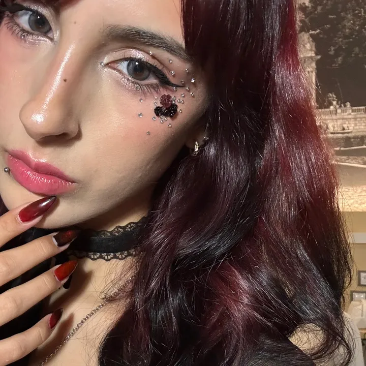 inês ૮ . . ྀིა