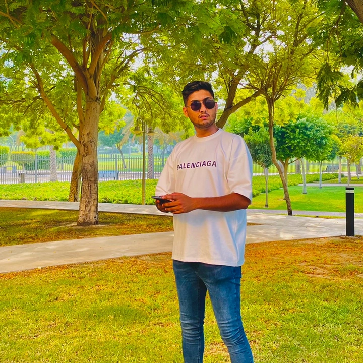 Háśheem Śťřainz