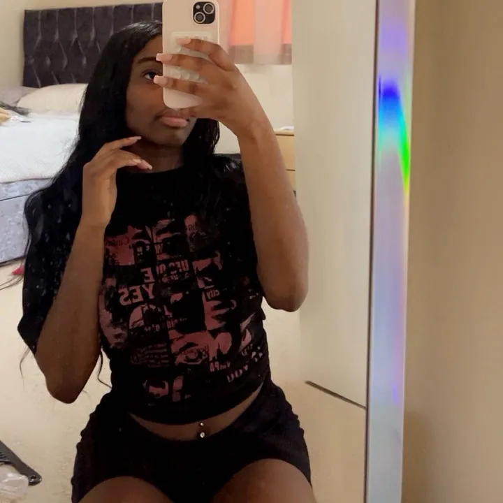 𝒩♡︎