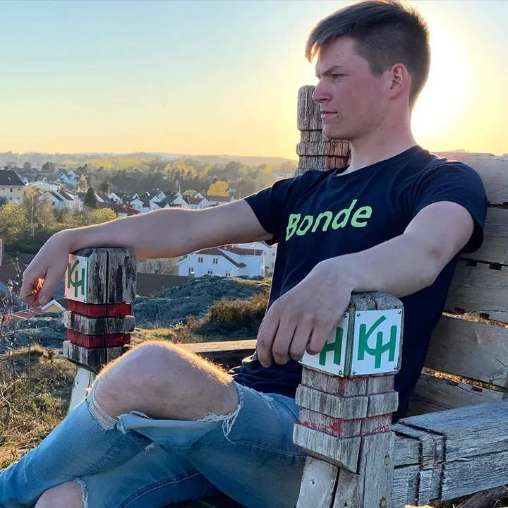 Tor-Aksel Roos