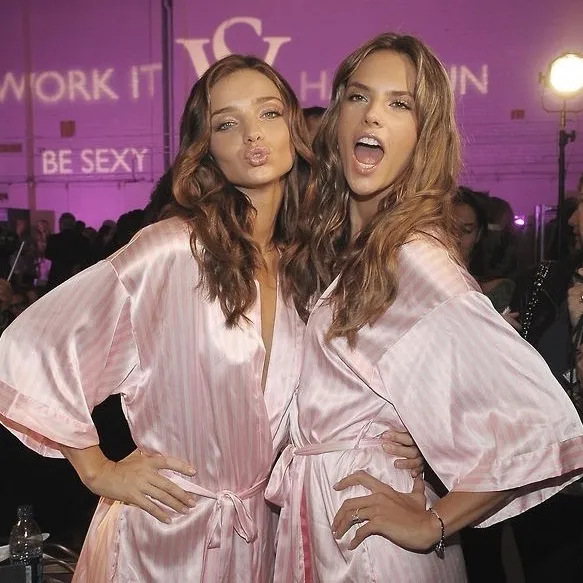 ⋆ ˚｡⋆ ⋆ ˚ ⋆