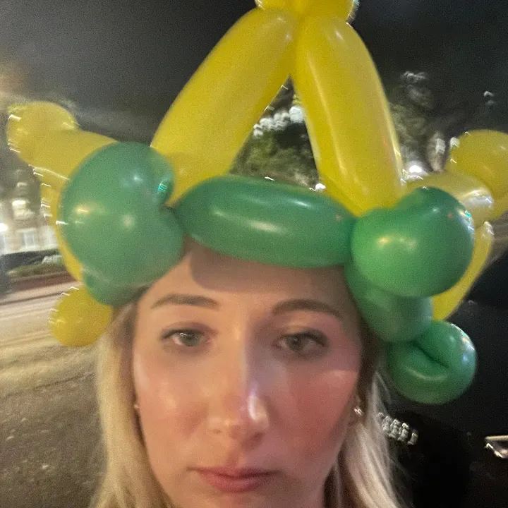 Ava