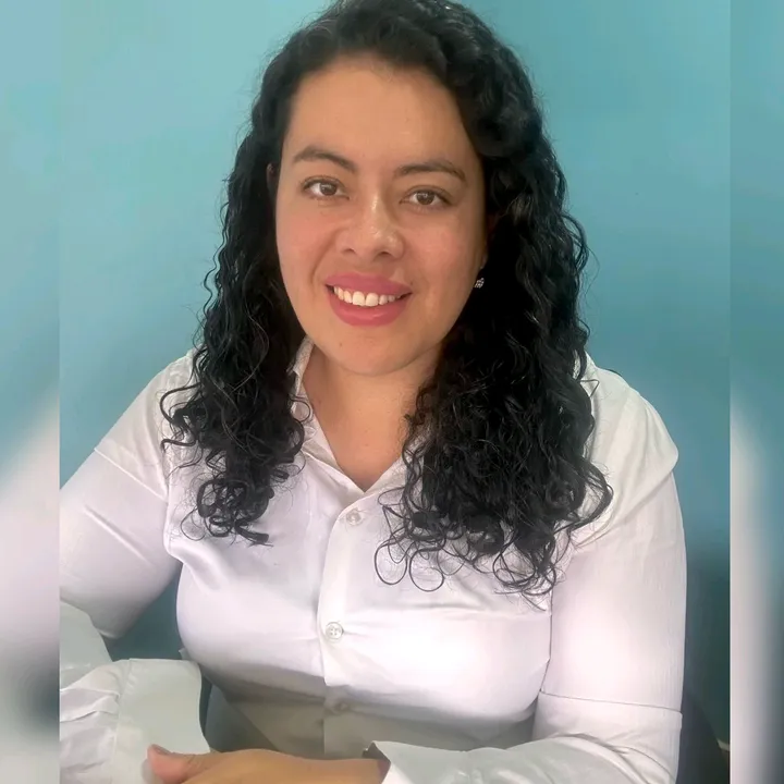 Dra. Mary Torres