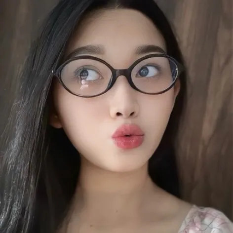 Dẽm Dẽm ( Lùn )