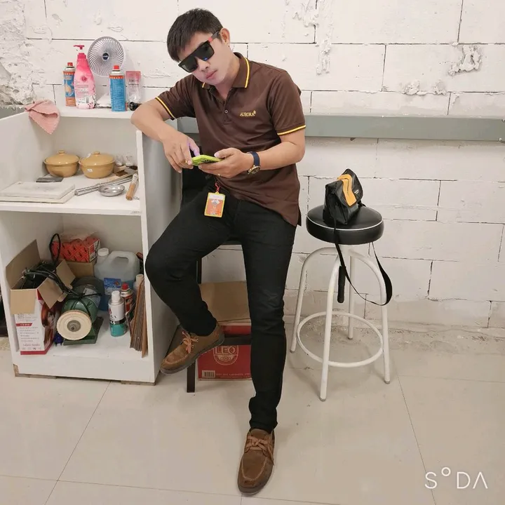 สะกิตยีนส์