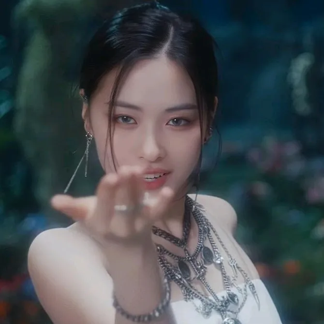 @ᶜᵒˡᵒʳ 𝙢𝙞𝙝𝙞𝙮𝙚𝙣𝙖