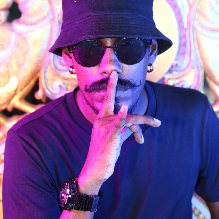 Karthik Ravi