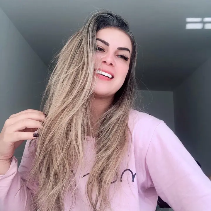 Kenia U. Passos