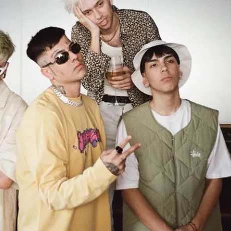 FAN DEL DUKO Y DEL MILOJ🤟🏻🤓