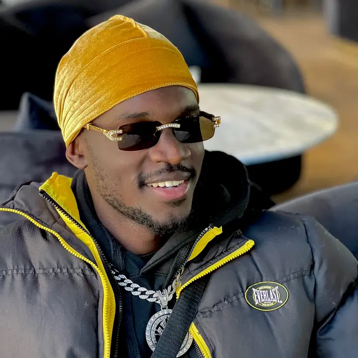 24_Da_Emiraty🤟🏽#YALLY •B•