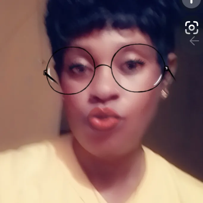 adelinaceus93@gmail.com