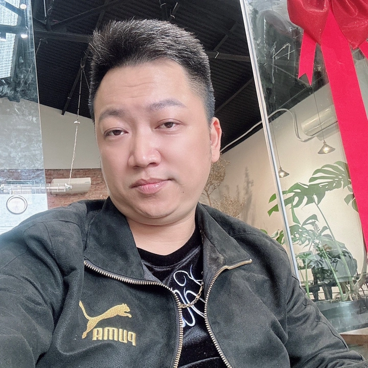 Ông chú Rượu ngoại