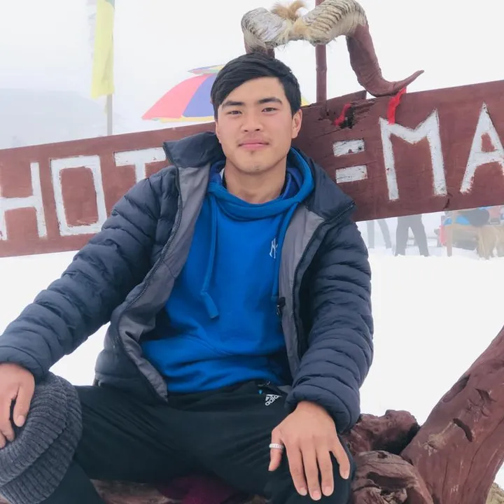 jhongurung320