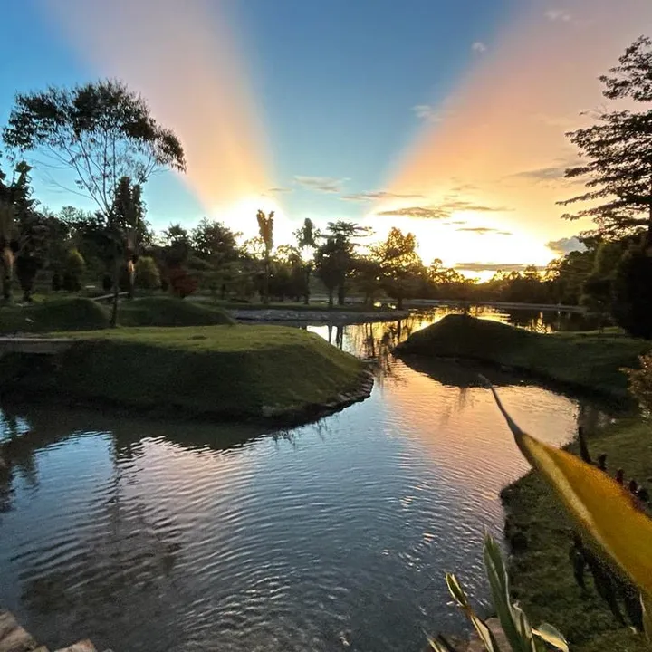 lakes_of_grace resort