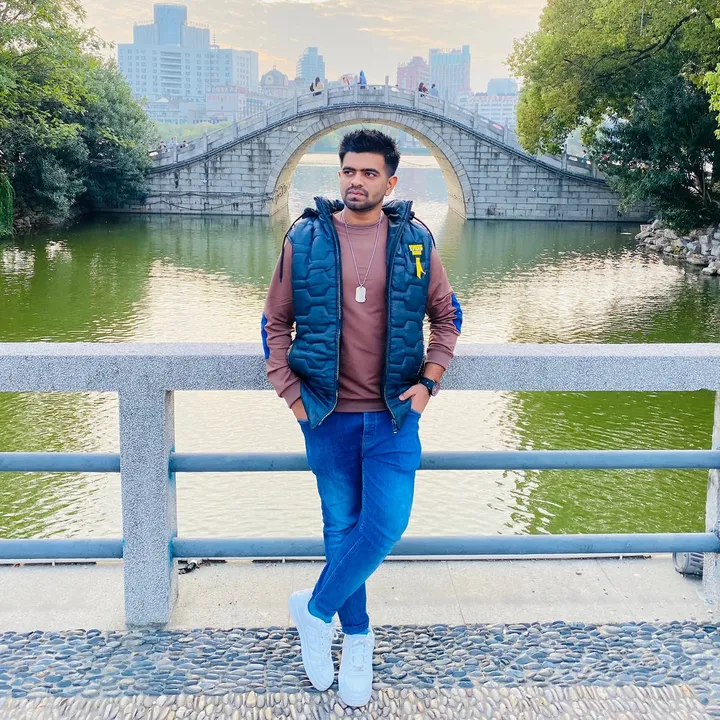 Faisal in china 🇨🇳