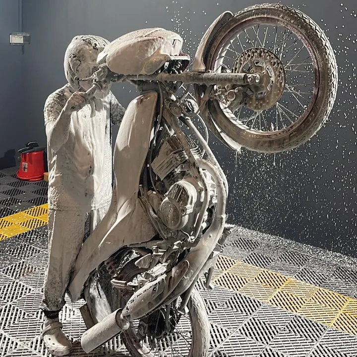 DetailOut