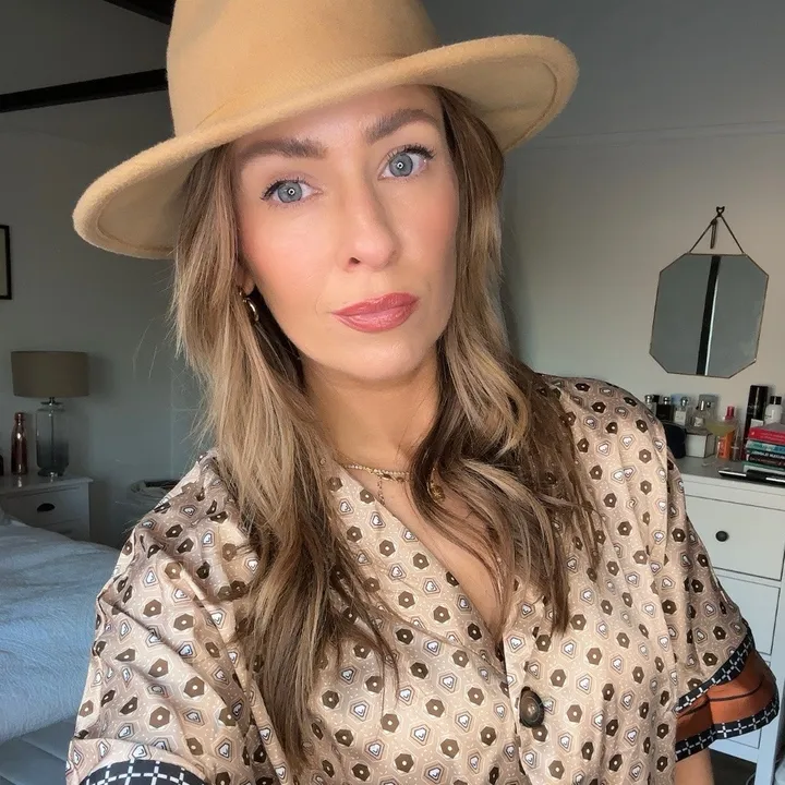 Becky Hayes ✨