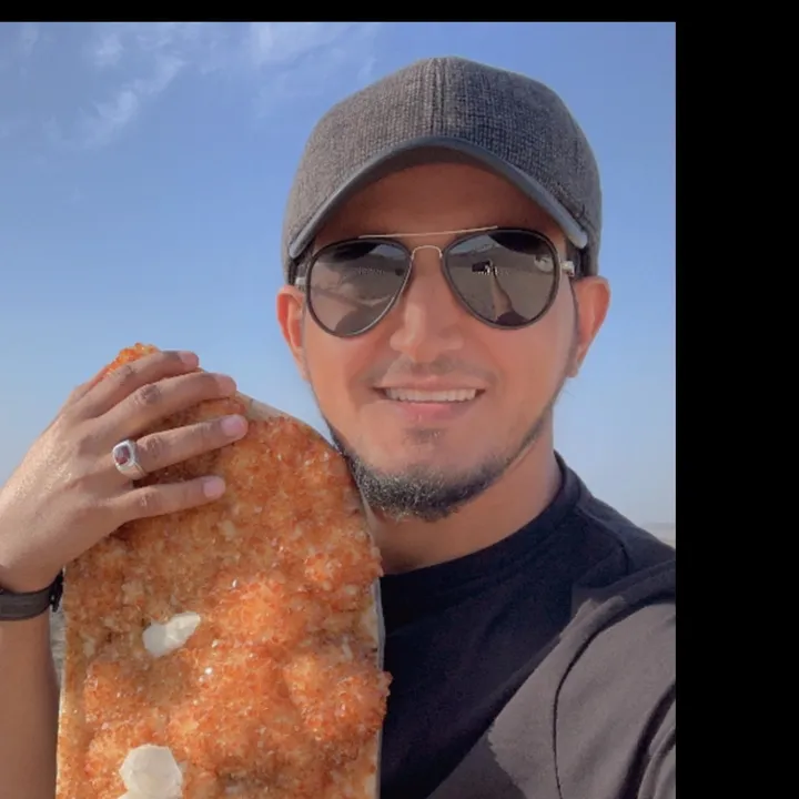 ( مجدي ملك الاحجار )