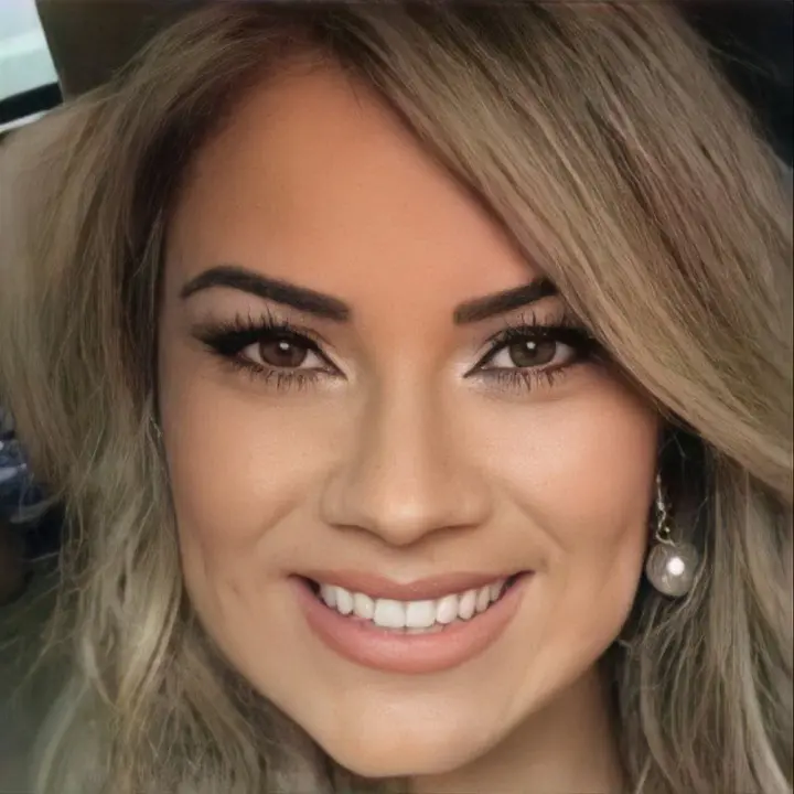 Helga Santos