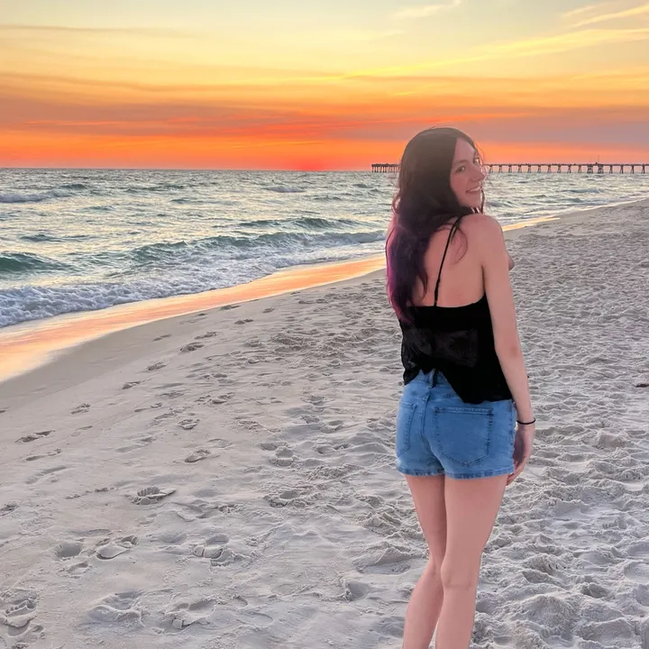 Madi.Kaee