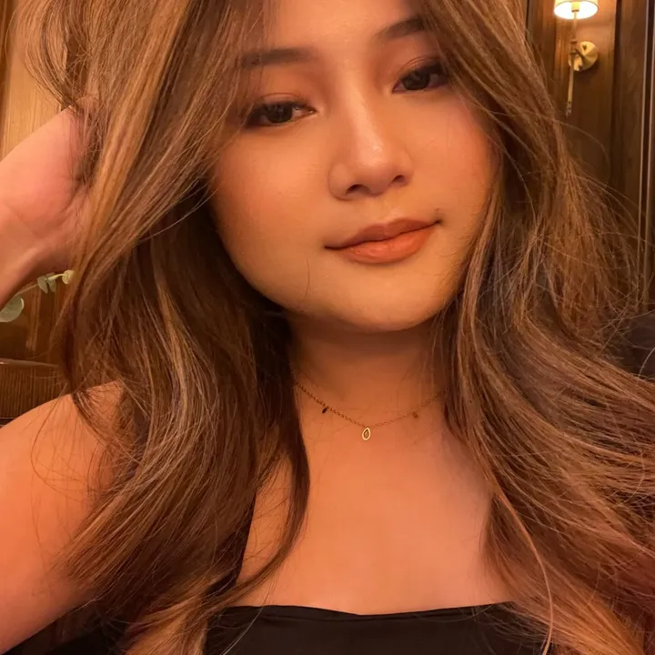 ayu *:･ﾟ✧*:･ﾟ