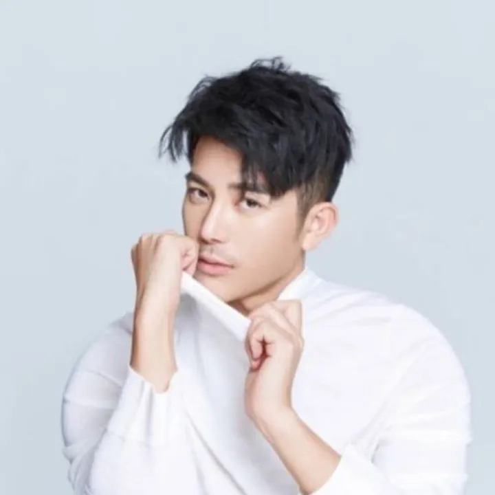 Daniel🇸🇬🇰🇷🇻🇳🇨🇳🇵🇱🇯🇵