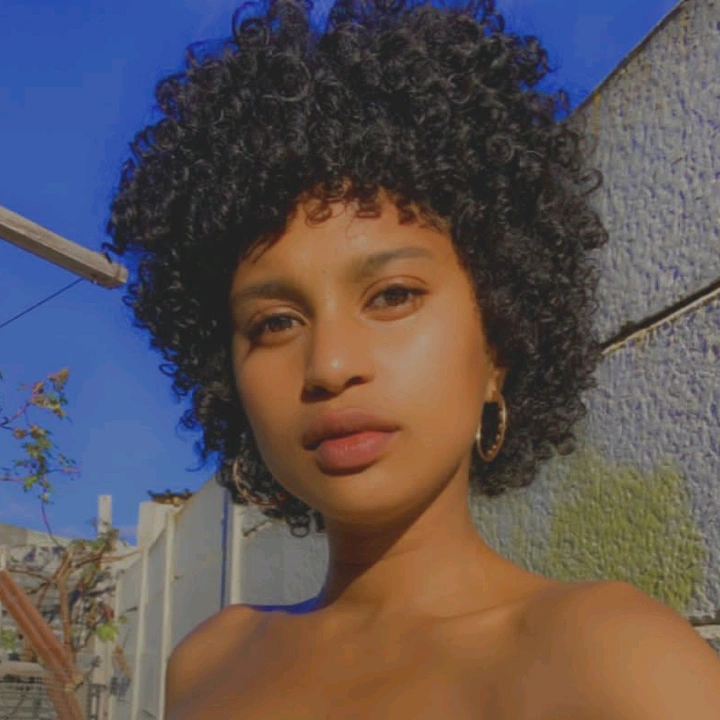 Amy Ivanah💛