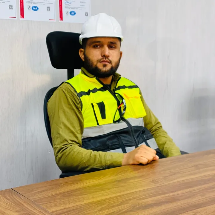 Engineer 👷‍♂️ Syed Mushtaq