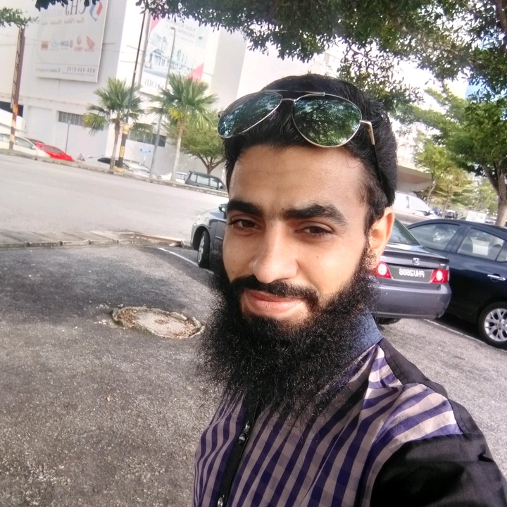 Sami khan