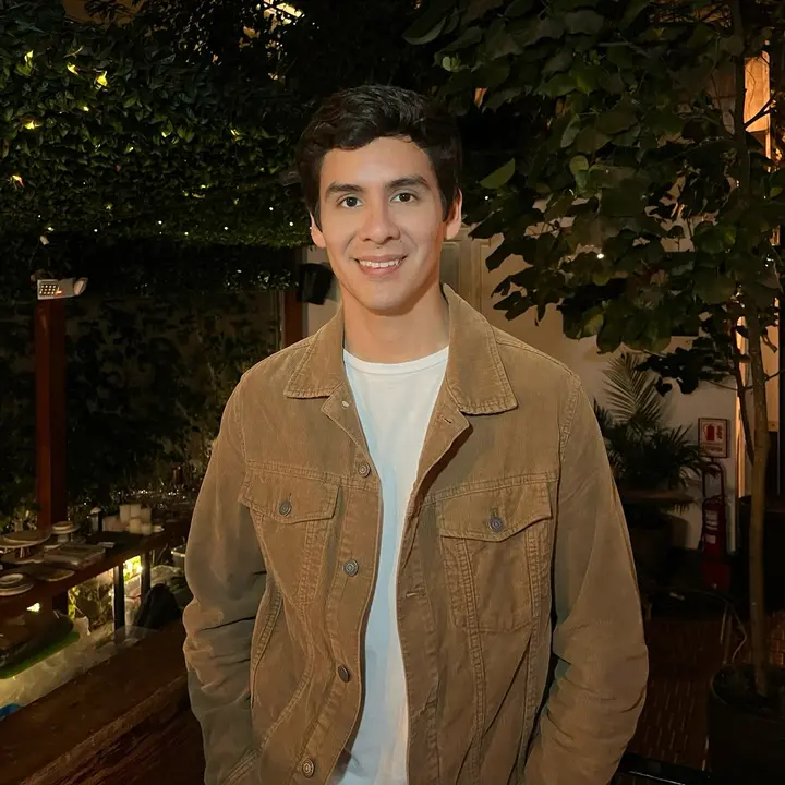 Carlos Paredes
