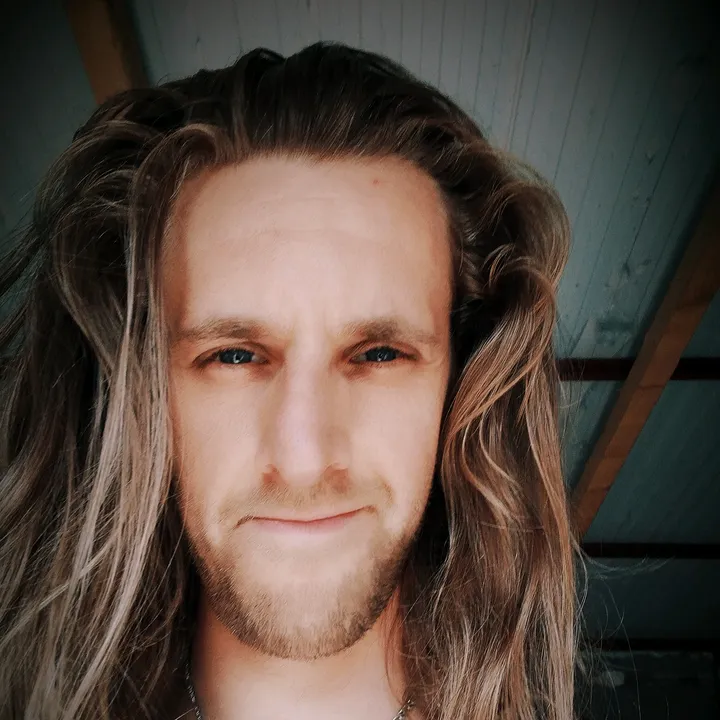 Lyrics-Lion🟥🟨🟩🇵🇸🇨🇬🇨🇩