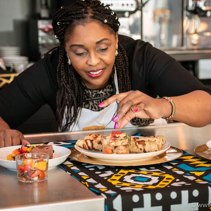 NAIROBI  Kenyan Restaurant DE